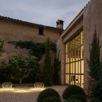 Illuminer les surfaces verticales des espaces en plein air