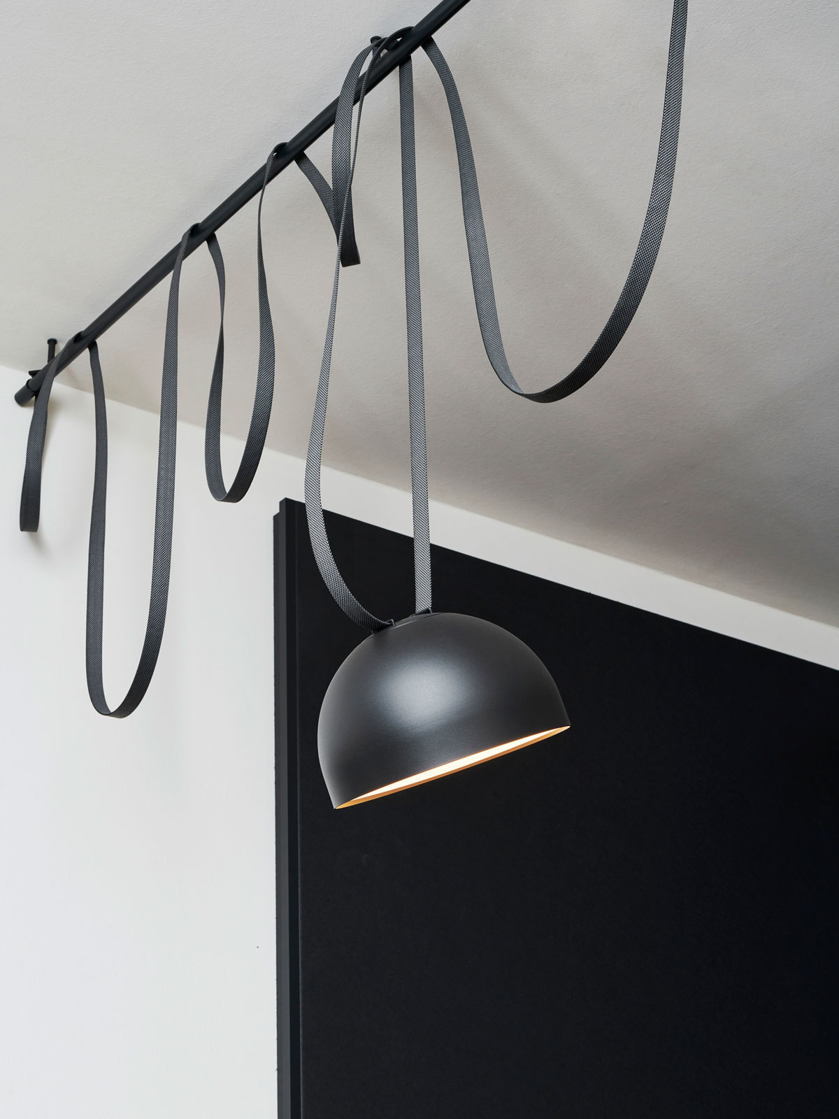 Vibia The Edit - Plusminus solves the puzzle of two spaces